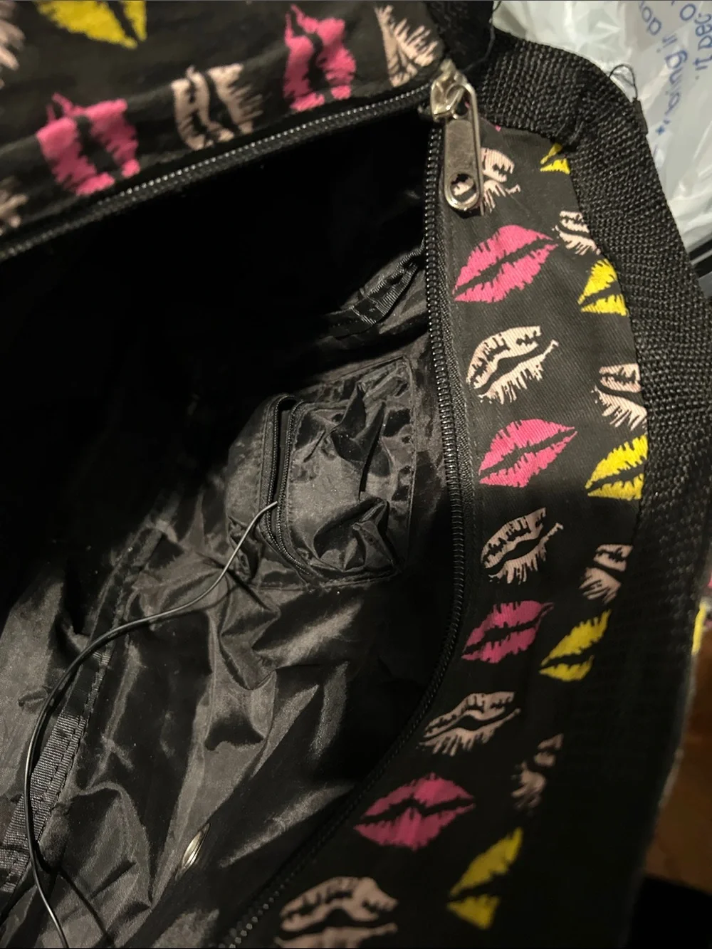Vintage Y2K Black Retro Boombox Tote With Speakers